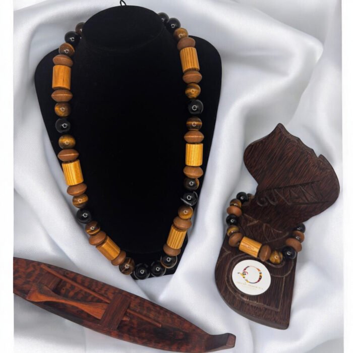 Collier pierre semi-presieuse BIGA JO 95.90 noir et marrob-Photoroom